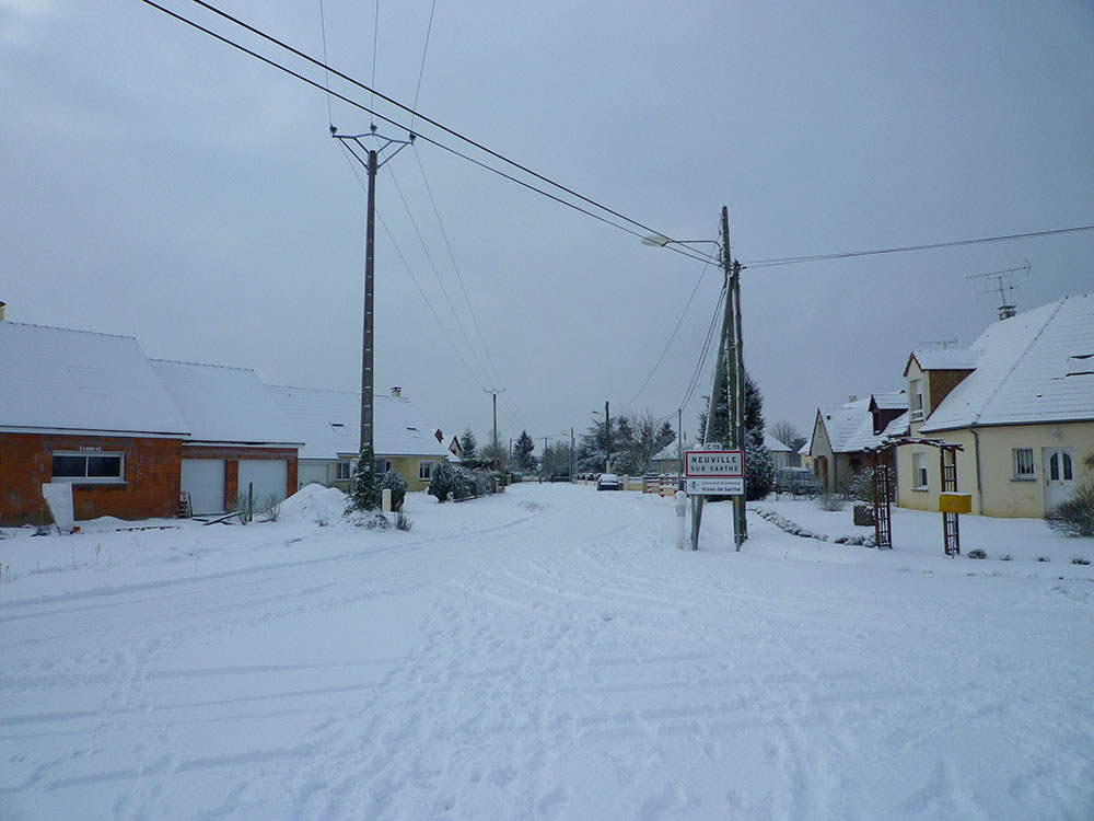 Neuville sous la neige